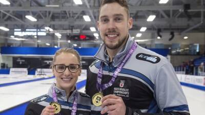 Canada's Peterman, Gallant look for elusive world mixed doubles curling gold