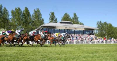 Friday ITV Racing Tips: Best bets for Sandown and Perth - msn.com -  Sandown