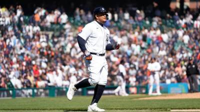 Cabrera intentionally walked with 2,999 hits as Tigers blank Yankees