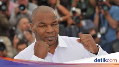 Mike Tyson - Mike Tyson Hajar Penumpang Pesawat yang Mabuk - sport.detik.com - Florida - San Francisco