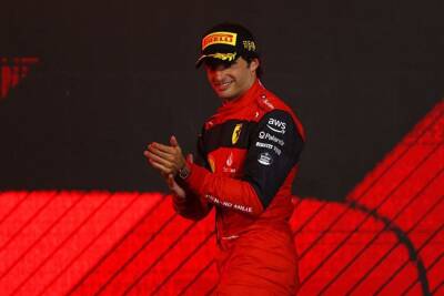 Gracias, Ferrari! Smooth operator Carlos Sainz gets two more years with the Maranello team