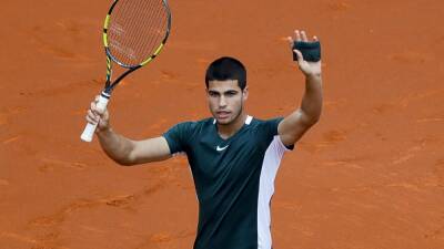 Carlos Alcaraz - Rafa Nadal - Grigor Dimitrov - Jaume Munar - Cuándo juega Alcaraz en el Conde Godó: horarios, TV y cómo ver los octavos y posibles cuartos - en.as.com