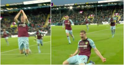 Cristiano Ronaldo - Nathan Collins - Connor Roberts - Mike Jackson - Burnley's Nathan Collins produces 'possibly the greatest knee slide of all time' - givemesport.com