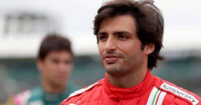 Carlos Sainz - Sainz laughed at Ferrari contract rumours - msn.com