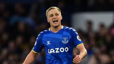 Frank Lampard - Donny Van-De-Beek - Goodison Park - Yerry Mina - Everton's Van de Beek, Gomes ruled out of Merseryside derby - channelnewsasia.com - Manchester - Colombia -  Leicester