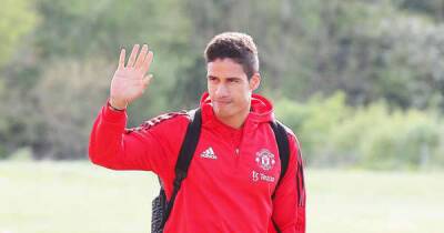 Manchester United squad vs Arsenal includes Raphael Varane