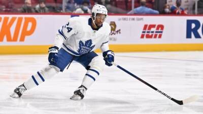 Maple Leafs' Simmonds, Clifford fined for actions against Lightning