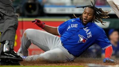 Chapman RBI double in ninth leads Blue Jays over Astros