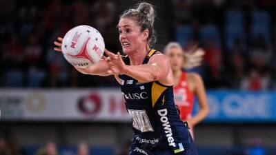 Sunshine Coast Lightning defeat NSW Swifts 69-62 for second straight Super Netball victory
