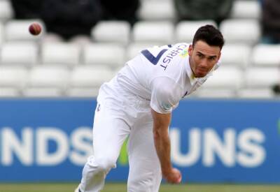 Head coach Matt Walker says Kent 'disintegrated' as Hampshire take charge after day two of County Championship match at Canterbury