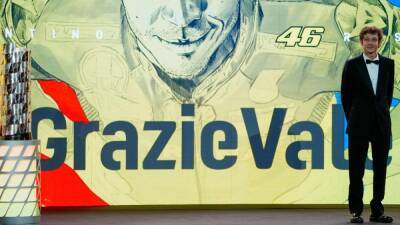 MotoGP | Rossi a Nieto: "Lloviendo tanto no se echa de menos correr"