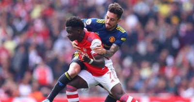 Arsenal injury concern as Bukayo Saka limps off during Manchester United win