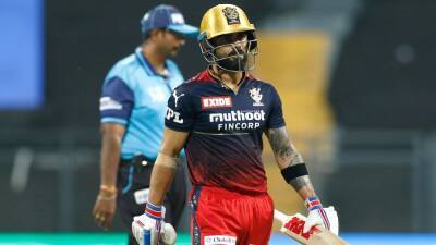 "He is Certainly Doing Everything That Is In His Control": RCB Head Coach Sanjay Bangar On Virat Kohli's Woeful Form With The Bat In IPL 2022