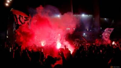 PSG's Leonardo admits to making mistakes as fans refuse to celebrate league title
