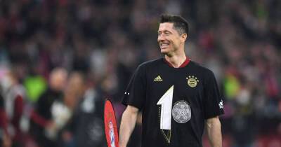 Soccer-Ten Bundesliga titles in a row a huge achievement, says Bayern's Lewandowski