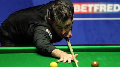 World Snooker Championship 2022: 'You know Ronnie pays the price' – Steve Davis on why O'Sullivan is the 'yardstick'