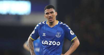 Carlo Ancelotti - Relegation warning sounded by Allan as Everton striker advised to leave club - msn.com - Brazil