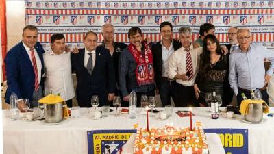 Enrique Cerezo - "Costará pero el Atleti se va a clasificar para la Champions" - en.as.com - county Del Norte
