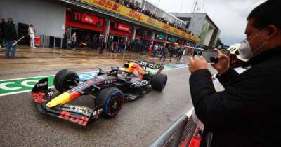 F1 LIVE: Emilia Romagna Grand Prix latest updates at wet Imola as Verstappen leads and Sainz hit by Ricciardo