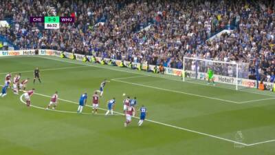 Felipe Vi - Cuando la treta desde el punto de penalti le sale mal a Jorginho es para verlo: su cara, un poema - en.as.com - Madrid