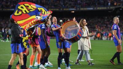 Jonatan Giráldez - El Barça - El Barça, protagonista mundial: "El Camp Nou lo vuelve a hacer" - en.as.com