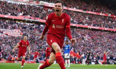 Frank Lampard - Andy Robertson - Michael Keane - Robertson and Origi sink Everton to keep Liverpool on title trail - theguardian.com - Manchester - Jordan