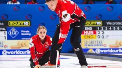 Canada's Peterman, Gallant grab 2 straight wins at mixed doubles curling worlds