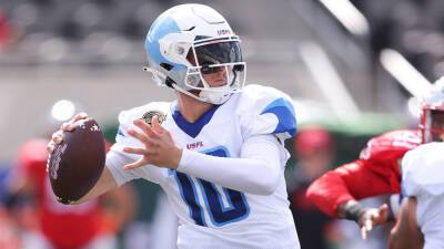 Kyle Sloter leads Breakers to commanding 34-3 win over Bandits