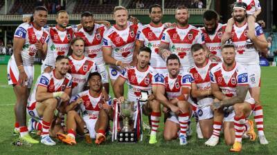 St George Illawarra Dragons hold off fast-finishing Sydney Roosters to post Anzac Day NRL victory - abc.net.au