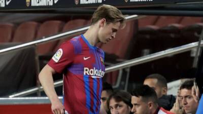 De Jong se enfada con Xavi - en.as.com