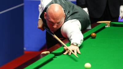 World Snooker Championship 2022 – Stuart Bingham ends Kyren Wilson hopes to join John Higgins in quarter-finals