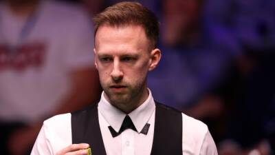 Judd Trump holds off thrilling Anthony McGill fightback to reach World Snooker Championship quarter-finals