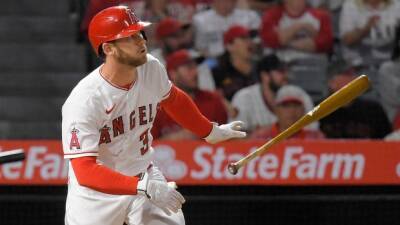 Ward homers twice to lead Angels over Guardians