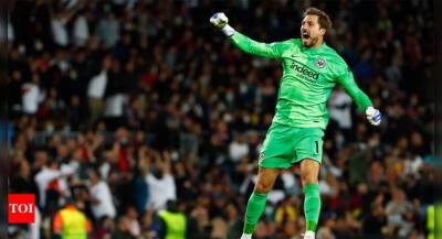 Barcelona win was turning point for Eintracht: Trapp