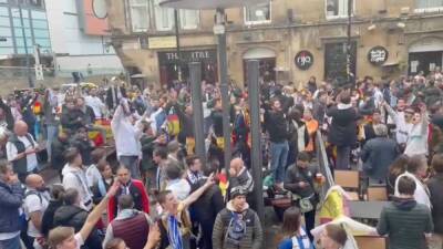 Ambientazo en Manchester: la fiesta de la afición del Real Madrid en plena cuenta atrás