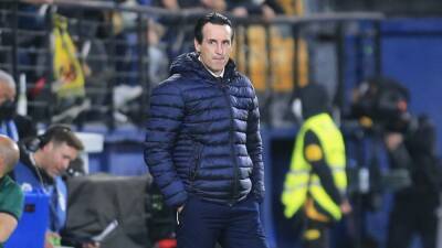 El plan de Emery para las perchas de Anfield