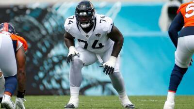 Source - Jacksonville Jaguars, franchise-tagged LT Cam Robinson reach three-year, $54M extension