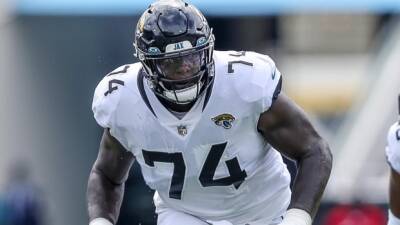 Source: Jags, LT Robinson agree to three-year, $54M extension