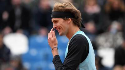 Nikoloz Basilashvili - Cristian Garín - Holger Rune - Alejandro Tabilo - El invitado Rune da la sorpresa y elimina al favorito Zverev - en.as.com -  Santiago - county Gaston