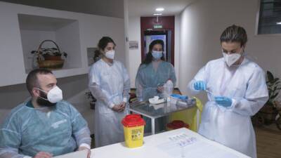 COVID en España, última hora en directo | Fin mascarillas en interiores | Variante XE, vacunas... - en.as.com