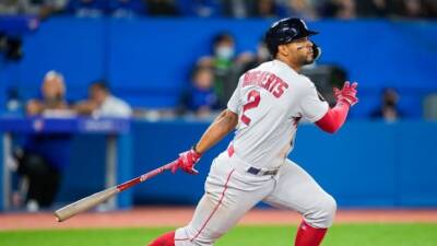 Blue Jays bats silenced as Red Sox snap 4-game losing skid with blowout victory