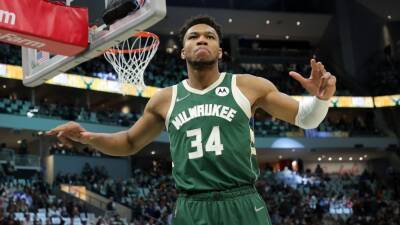 Nikola Vucevic - Bucks pound Bulls, advance to big-time series vs. Celtics - nbcsports.com -  Boston -  Chicago - county Green -  Milwaukee