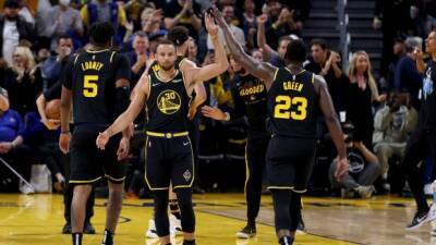 Warriors beat Nuggets to advance to second round