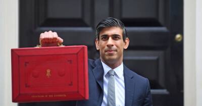 Rishi Sunak says it would be 'silly' to give families more support with energy bills