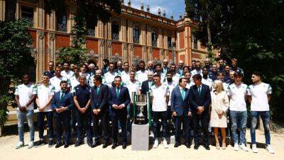 El Betis ofrece la Copa del Rey a Andalucía: "Es un orgullo"