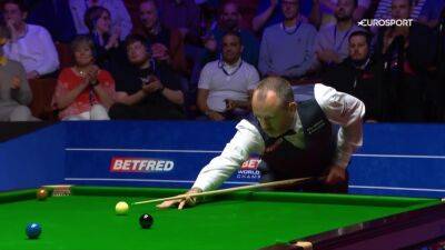Mark Williams - Jimmy White - Judd Trump - Alan Macmanus - 'They will have to do something about it' - Sloping table controversy at start of Mark Williams v Judd Trump semi-final - eurosport.com - county Early
