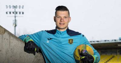 'It is so hard' - Livingston goalkeeper Ivan Konovalov on how war in Ukraine has left his family stuck in Russia