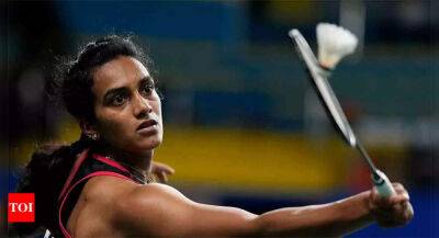 Bing Jiao - Badminton Asia Championships: Sindhu enters semifinals, assured of a medal - timesofindia.indiatimes.com - China - India