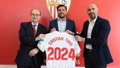 FÚTBOL FEMENINO Cristian Toro dirigirá al Sevilla hasta 2024 tras su renovación