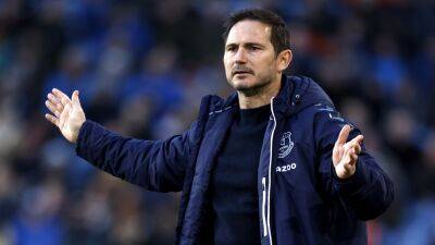 Rafael Benitez - Frank Lampard - Donny Van-De-Beek - Yerry Mina - Frank Lampard insists he is committed to Everton despite threat of relegation - bt.com -  Chelsea